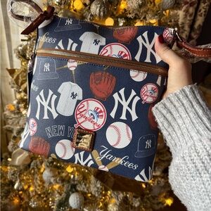 Dooney & Bourke Yankees Themed Crossbody Bag - Navy and Brown